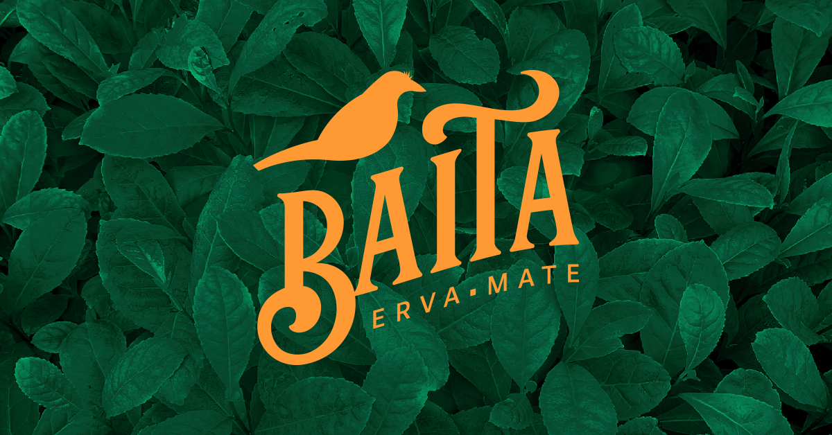 Imagem de folhas de erva-mate ao fundo com a logo da empresa Baita Erva-mate